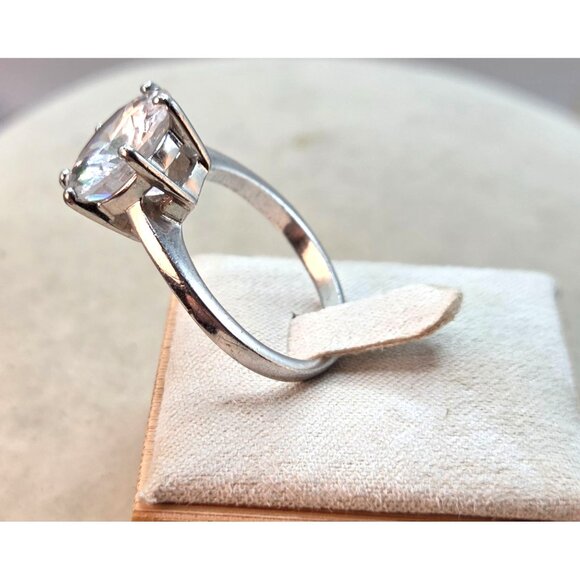 Silver Plated Round Cut Clear CZ Solitaire Engagement Ring Size 9 Elegant Desig - Picture 3 of 6